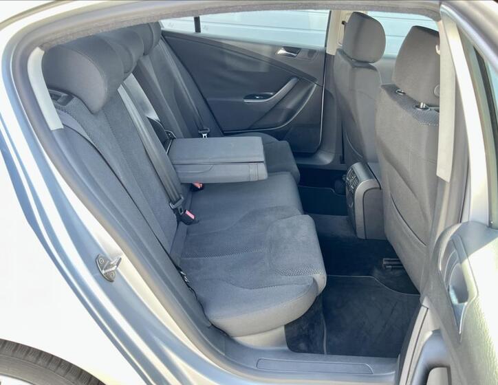 Volkswagen Passat 16