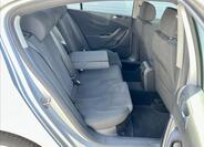 Volkswagen Passat 16