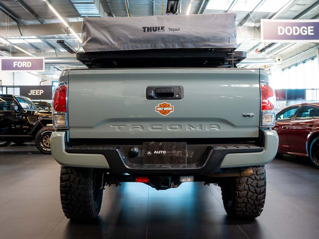 Toyota Tacoma