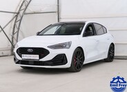 Ford Focus 1