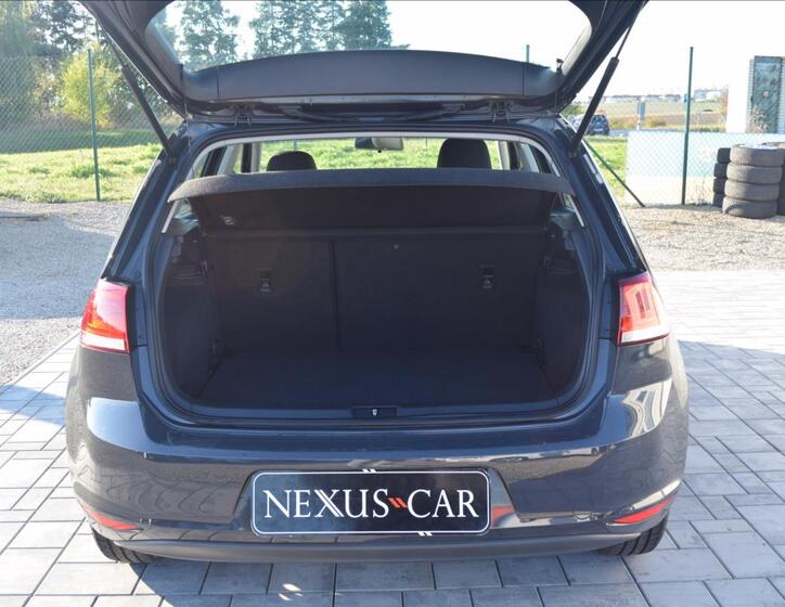 Volkswagen Golf 22