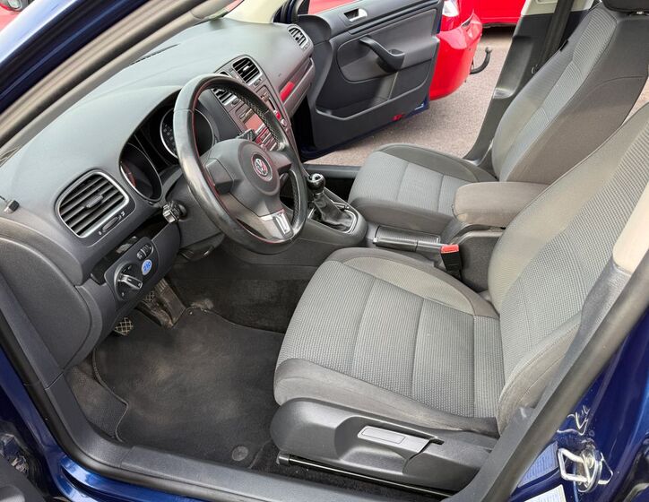 Volkswagen Golf 8