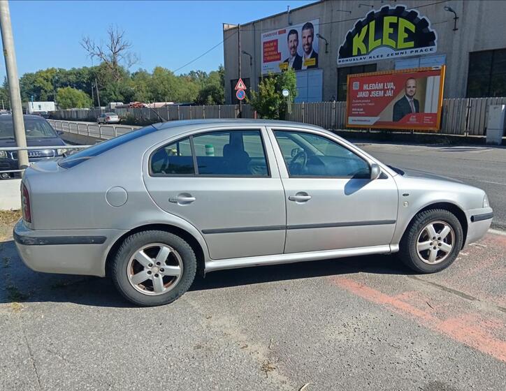 Škoda Octavia 12