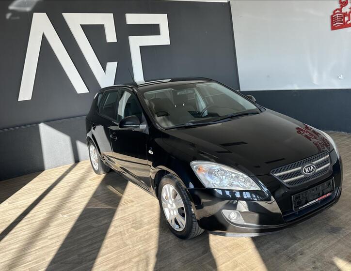 KIA Ceed 4