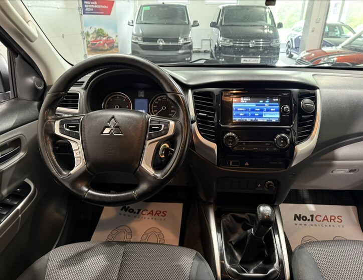 Mitsubishi L200 18