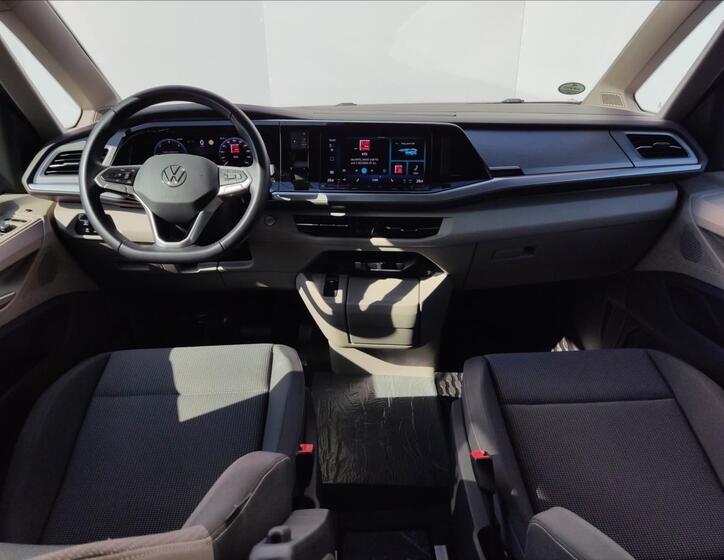 Volkswagen Multivan 5