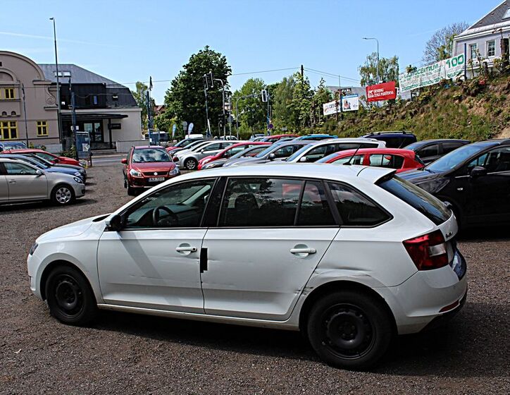 Škoda Rapid 8