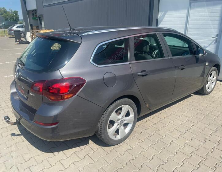 Opel Astra 4