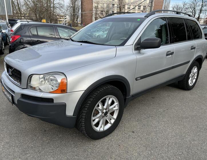 Volvo XC90 5