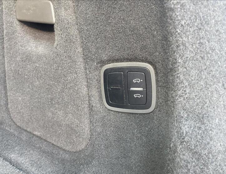 Porsche Cayenne 16
