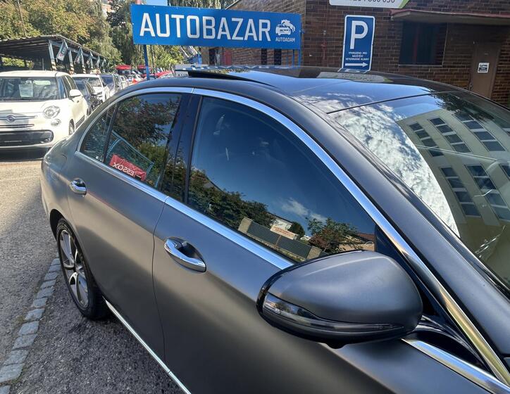 Mercedes-Benz Třídy E 28