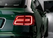 Bentley Bentayga 10