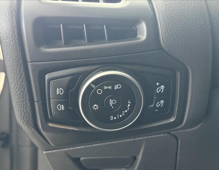 Ford Focus 11