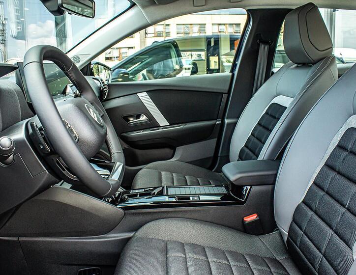 Citroën C4 X 9