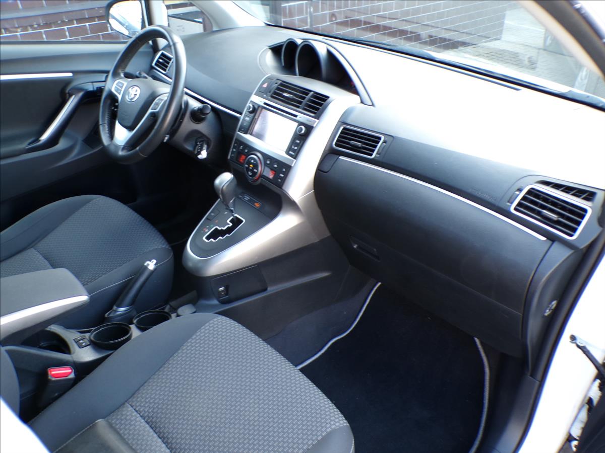 Toyota Verso