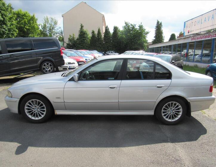 BMW Řada 5 7