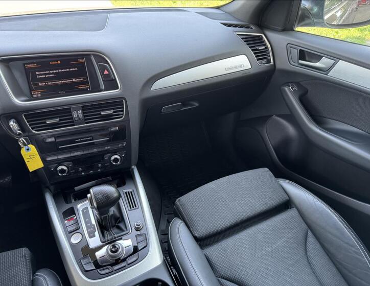 Audi Q5 30