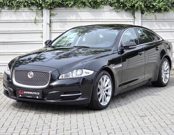 Jaguar XJ 3