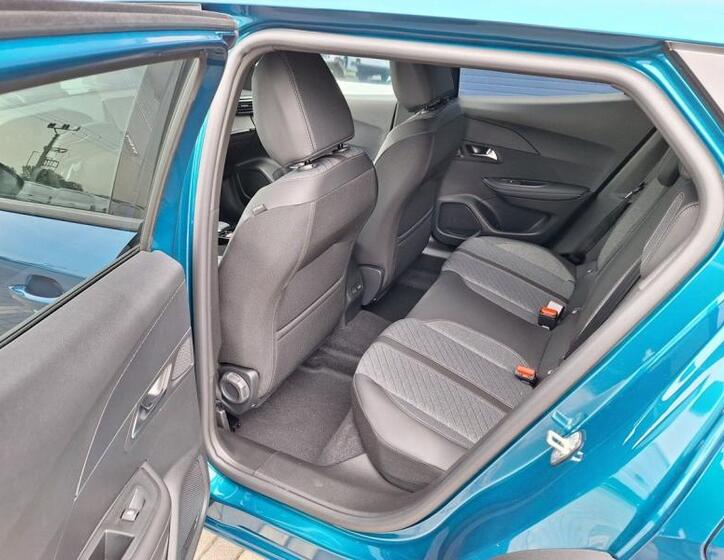 Peugeot 2008 12