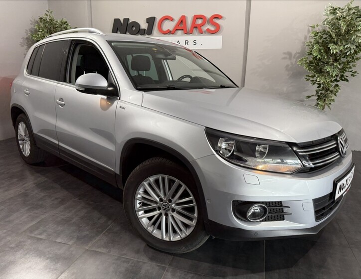 Volkswagen Tiguan 1