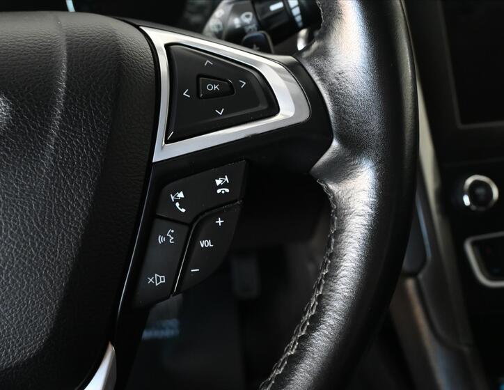 Ford Mondeo 18
