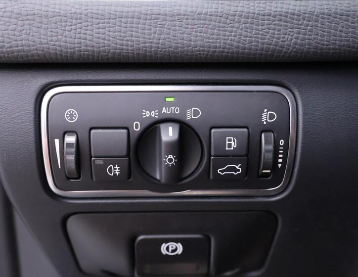 Volvo XC60 18