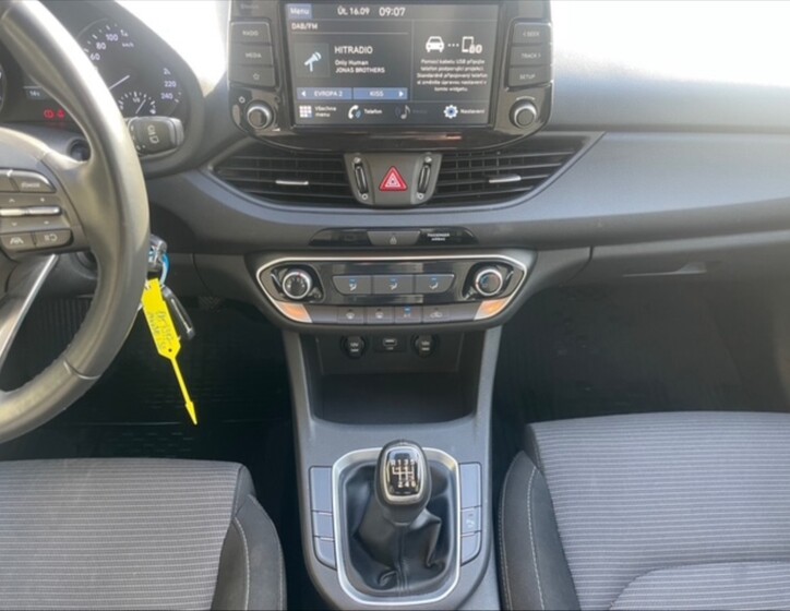Hyundai i30 10