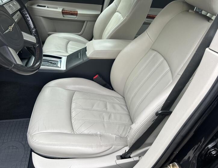 Chrysler 300C 24