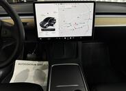 Tesla Model Y 17