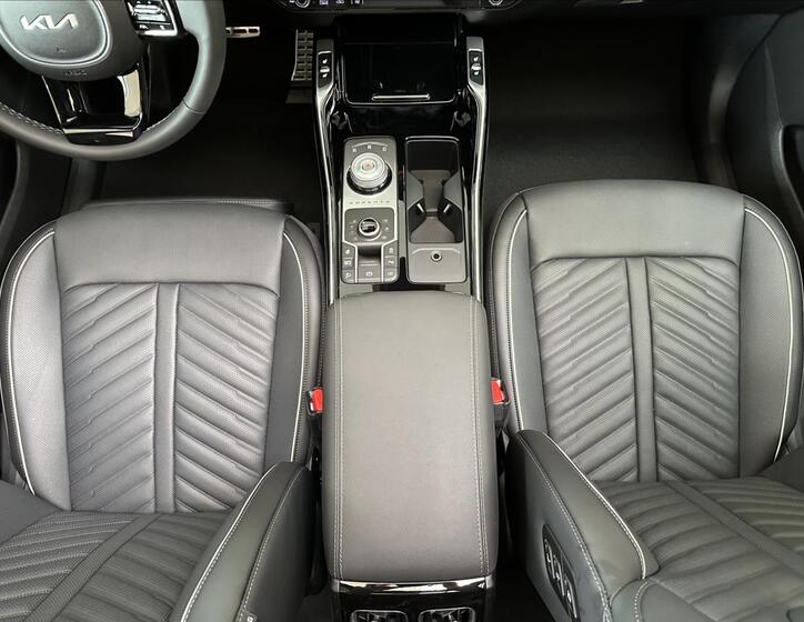 KIA Sorento 16