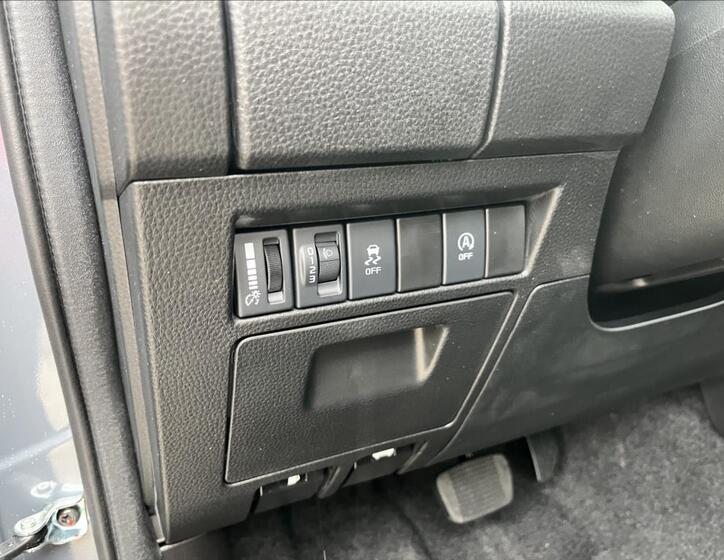 Isuzu D-Max 15