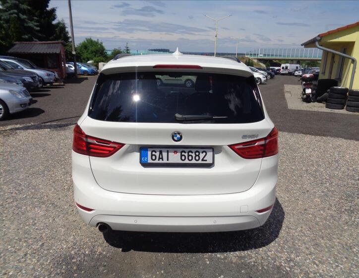 BMW Řada 2 4