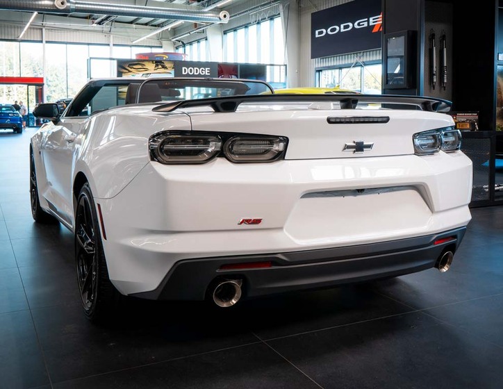 Chevrolet Camaro 4