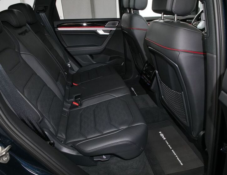 Volkswagen Touareg 12