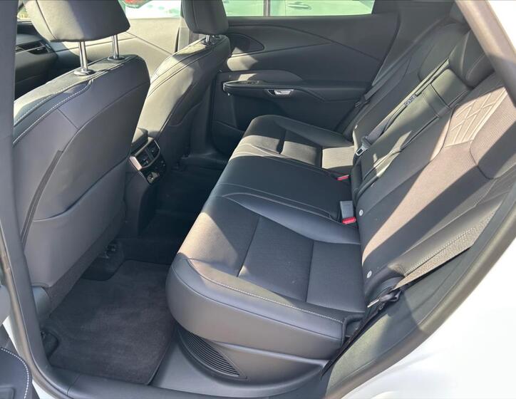 Lexus RX 350h 11