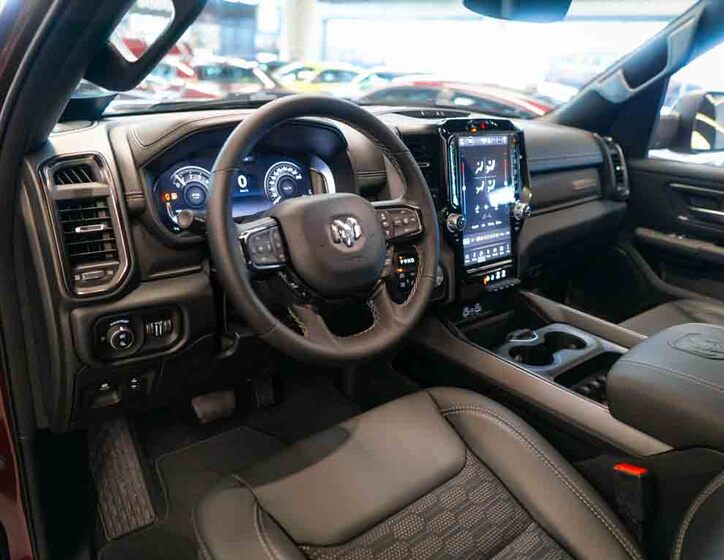 Dodge RAM 14