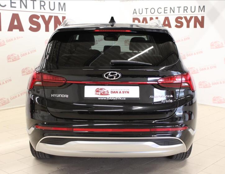 Hyundai Santa Fe 5