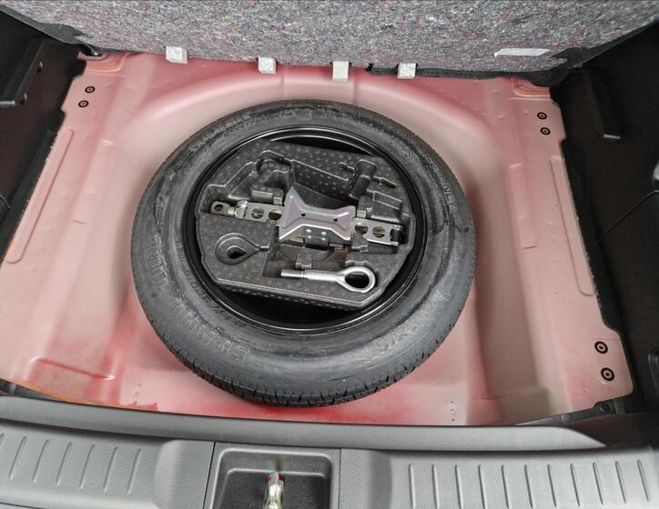 Suzuki Vitara 15