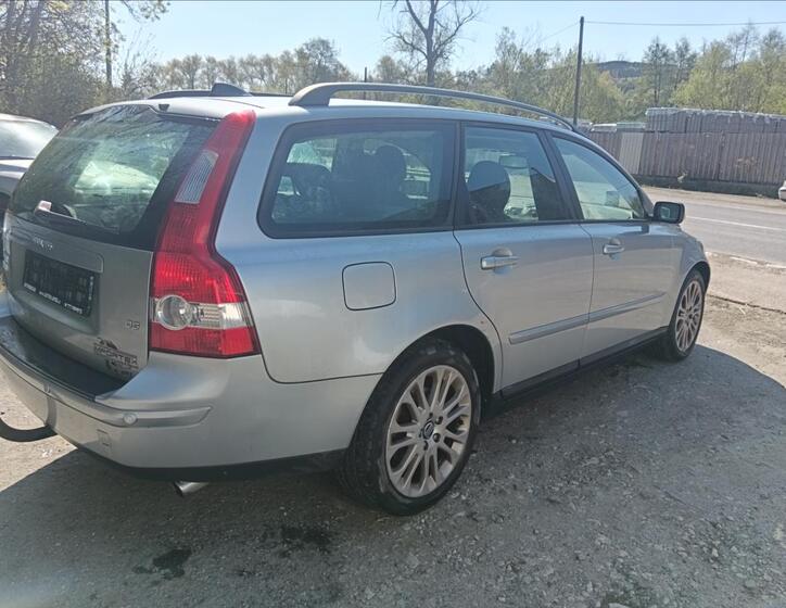 Volvo V50 14