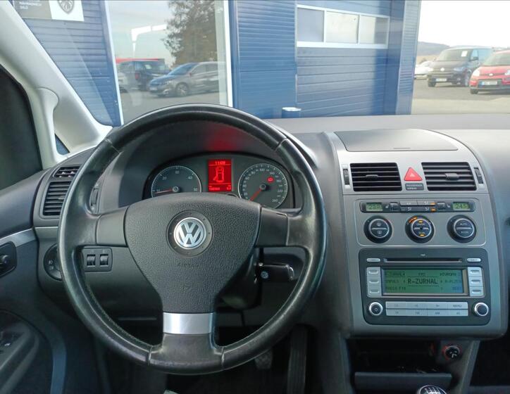 Volkswagen Touran 15