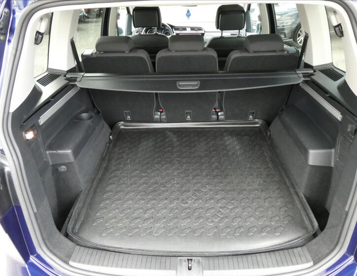 Volkswagen Touran 18