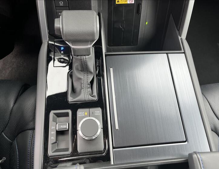 Toyota Sequoia 25