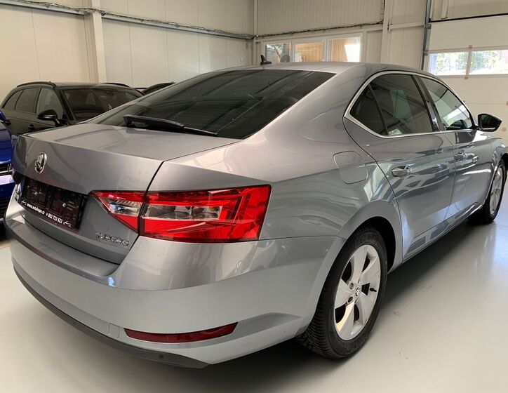 Škoda Superb 6