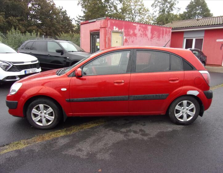 KIA Rio 6