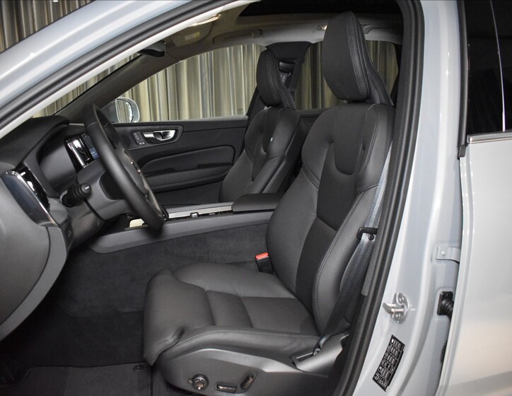 Volvo XC60 13