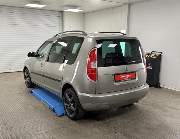 Škoda Roomster 4