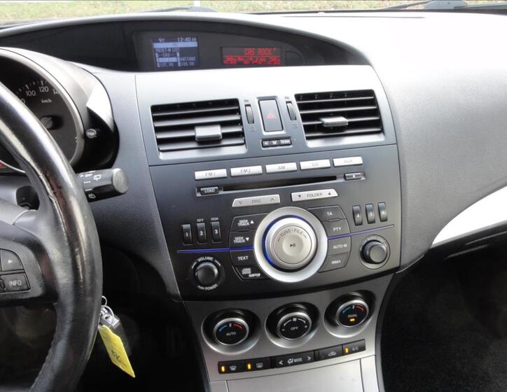 Mazda 3 17