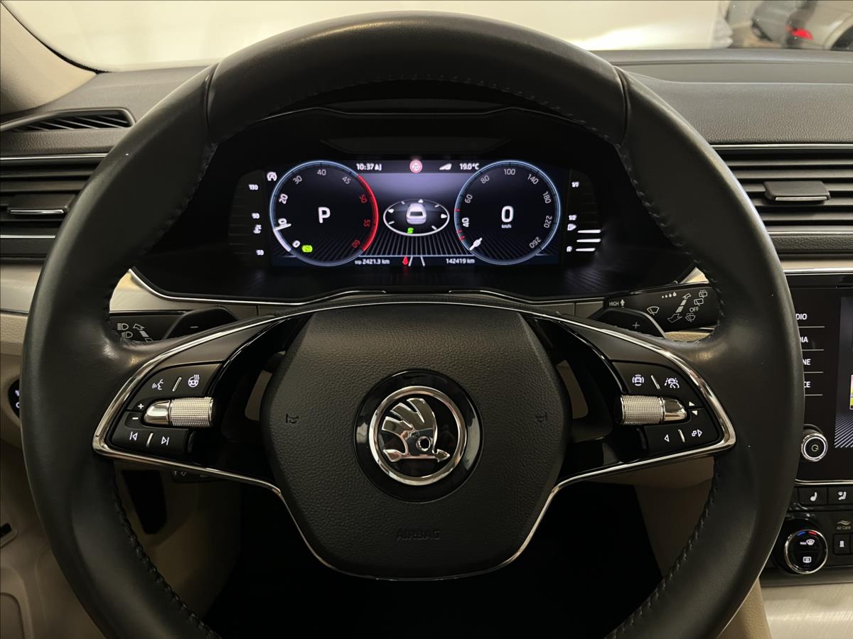 Škoda Superb