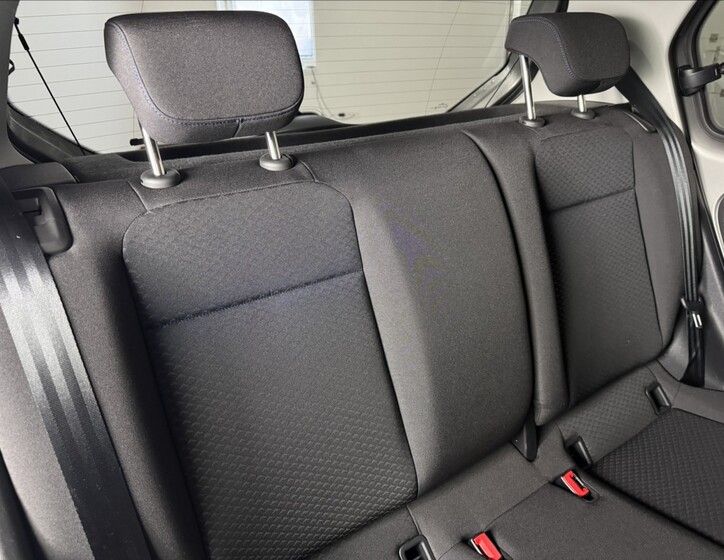 Volkswagen e-up! 17