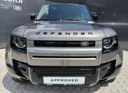 Land Rover Defender 4